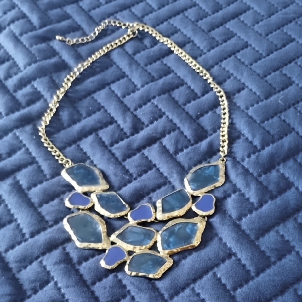 Elegant Gold and Blue Statement Necklace